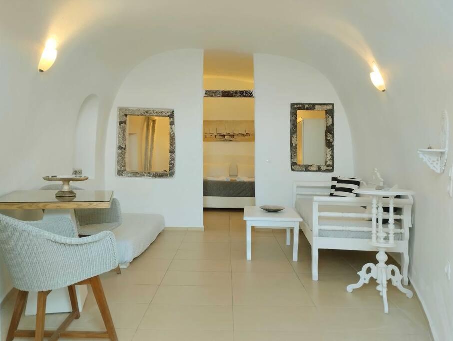 度假居 Hideaway Cave House Oía
