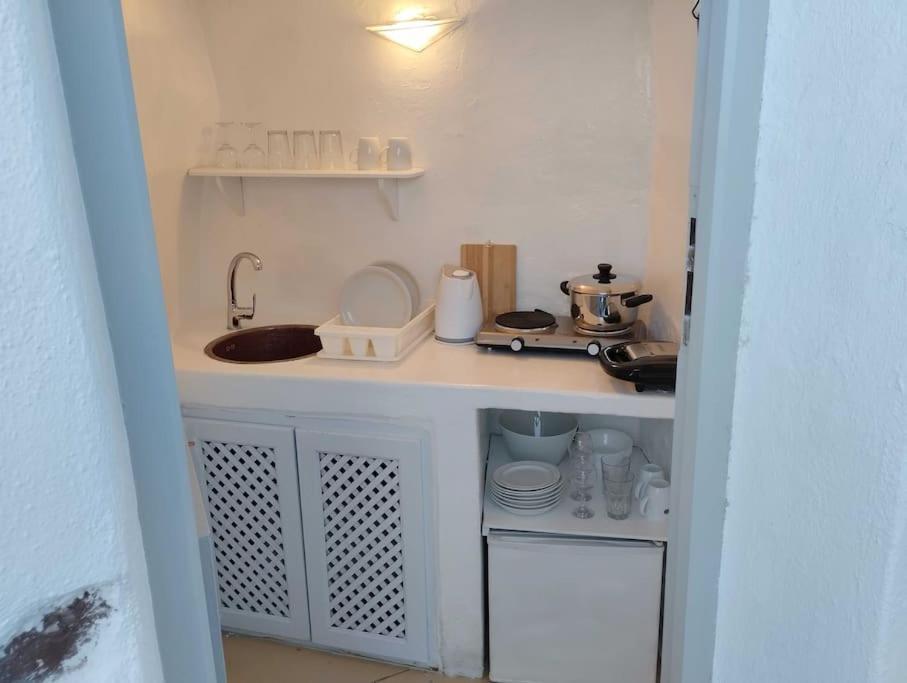 Hideaway Cave House 度假居 Oía